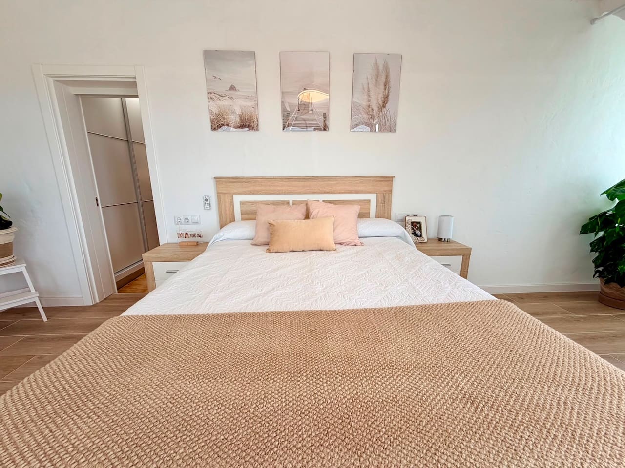 3 soverom Kjedet enebolig til salgs i Caleta de Fuste med svømmebasseng - € 269 000 (Ref: 9976408)