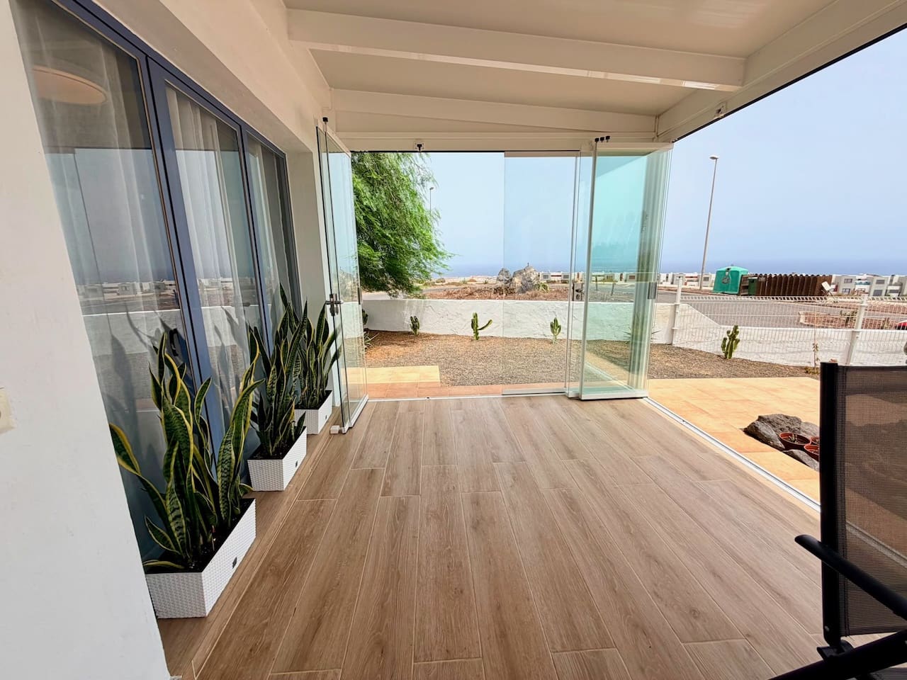 3 soverom Kjedet enebolig til salgs i Caleta de Fuste med svømmebasseng - € 269 000 (Ref: 9976408)