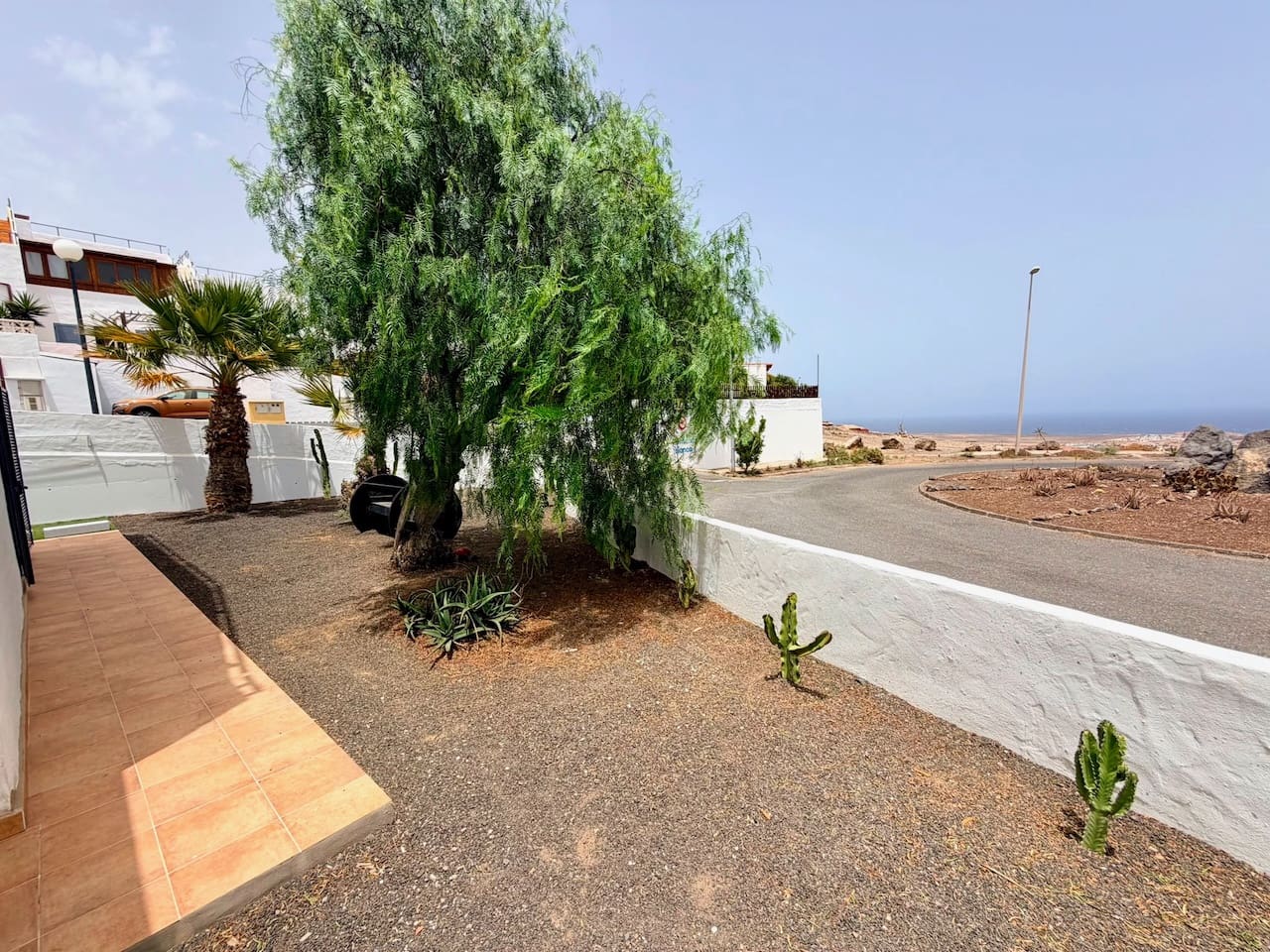 3 soverom Kjedet enebolig til salgs i Caleta de Fuste med svømmebasseng - € 269 000 (Ref: 9976408)