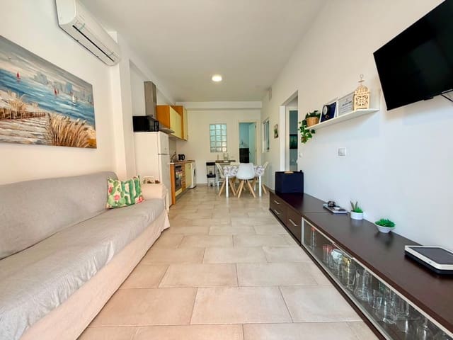 2 soverom Leilighet til salgs i Caleta de Fuste, Antigua med svømmebasseng - € 189 000 (Ref: 9976511)