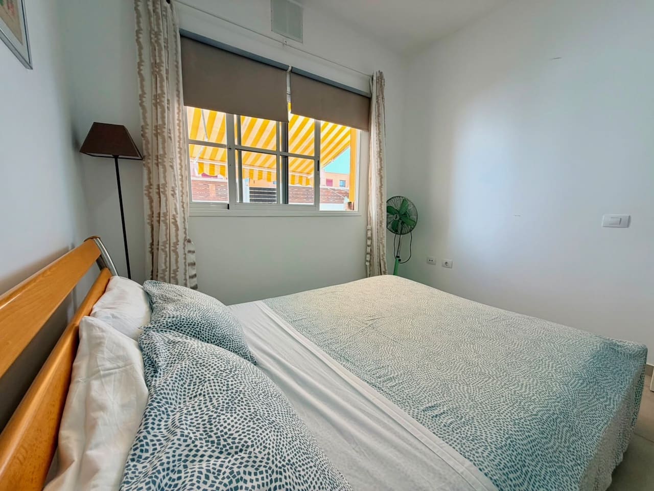 2 bedroom Apartment for sale in Caleta de Fuste with pool - € 189,000 (Ref: 9976511)