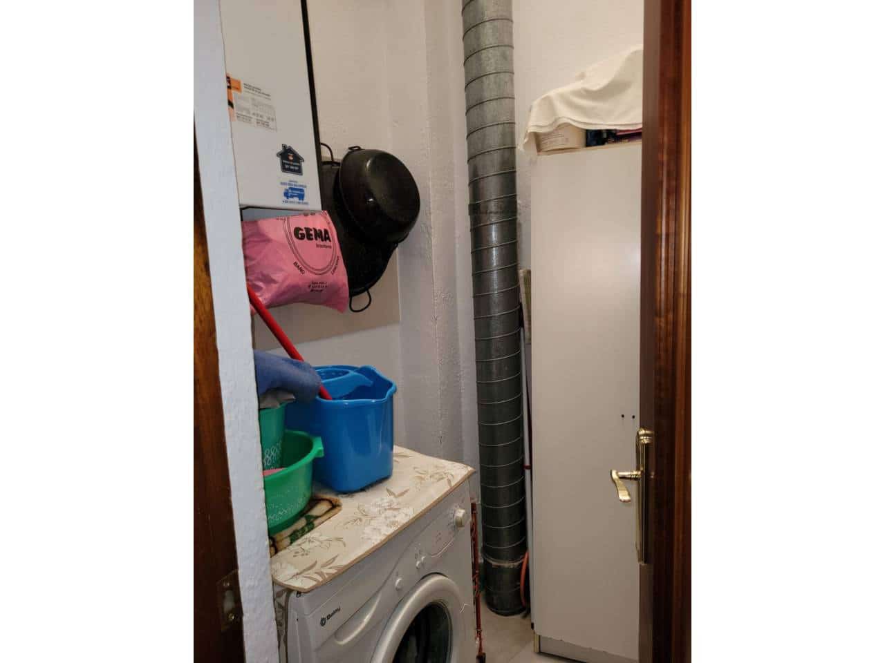 4 soveværelse Lejlighed til salg i Baza med garage - € 140.000 (Ref: 9552846)