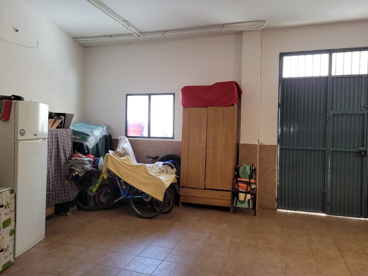 4 soveværelse Lejlighed til salg i Baza med garage - € 140.000 (Ref: 9552846)