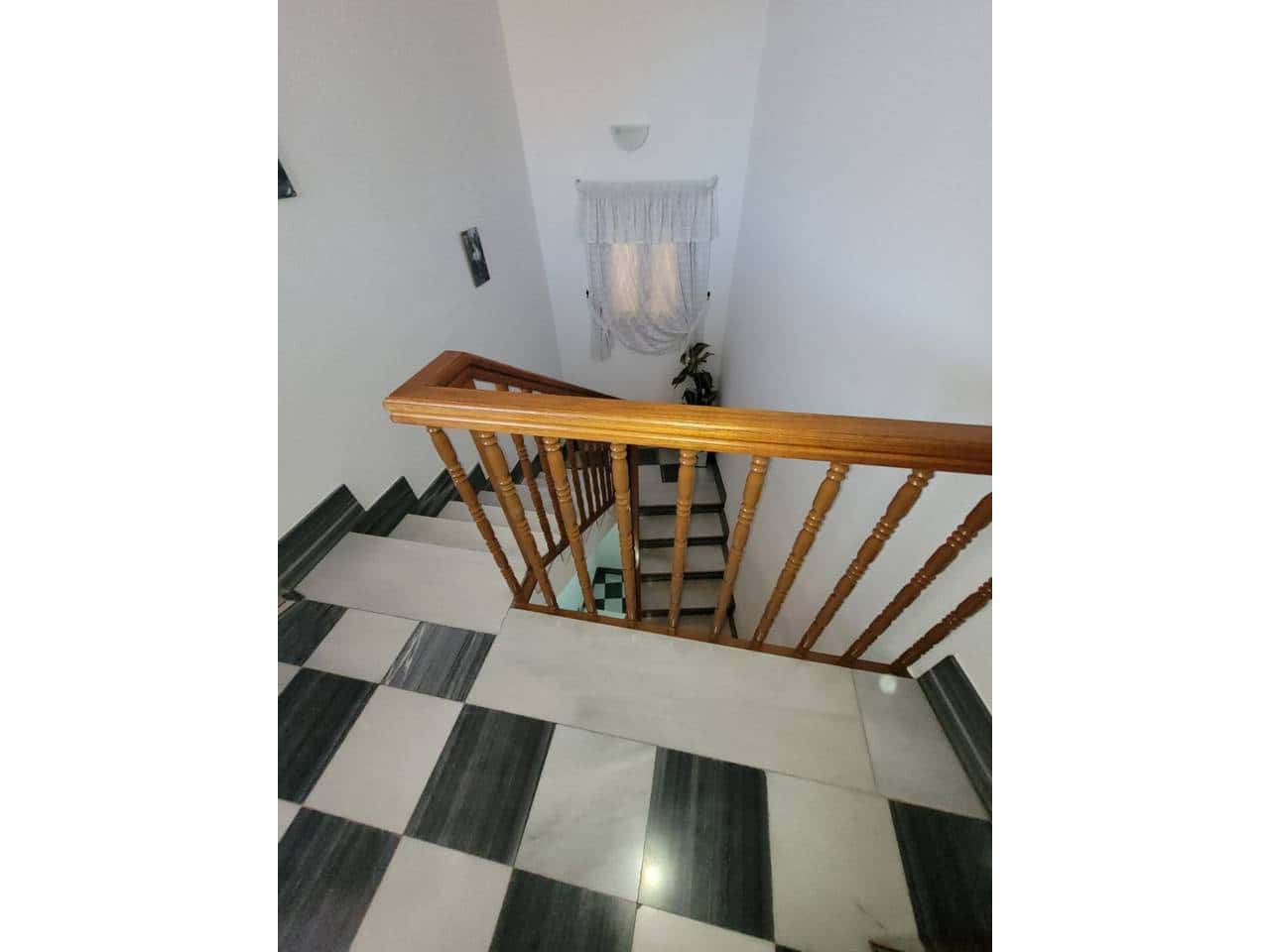 4 soveværelse Lejlighed til salg i Baza med garage - € 140.000 (Ref: 9552846)