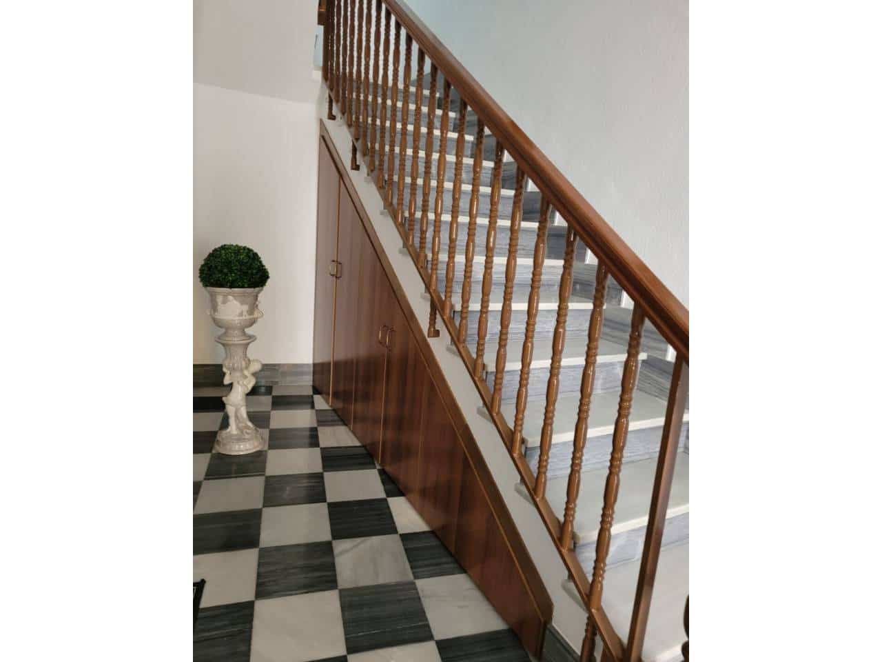 4 soveværelse Lejlighed til salg i Baza med garage - € 140.000 (Ref: 9552846)