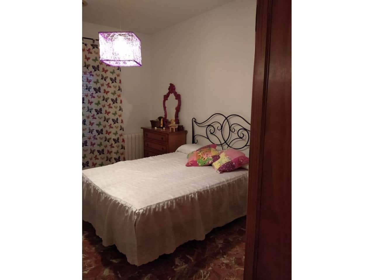 4 chambre Appartement à vendre à Baza - 200 000 € (Ref: 9552847)