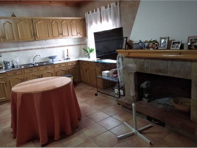 4 chambre Appartement à vendre à Baza - 200 000 € (Ref: 9552847)