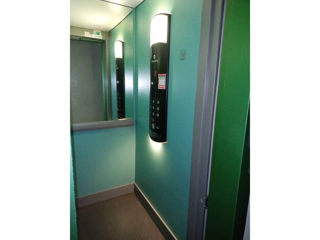 3 makuuhuone Asunto myytävänä paikassa Baza mukana 
autotalli - 65 000 € (Ref: 9552848)