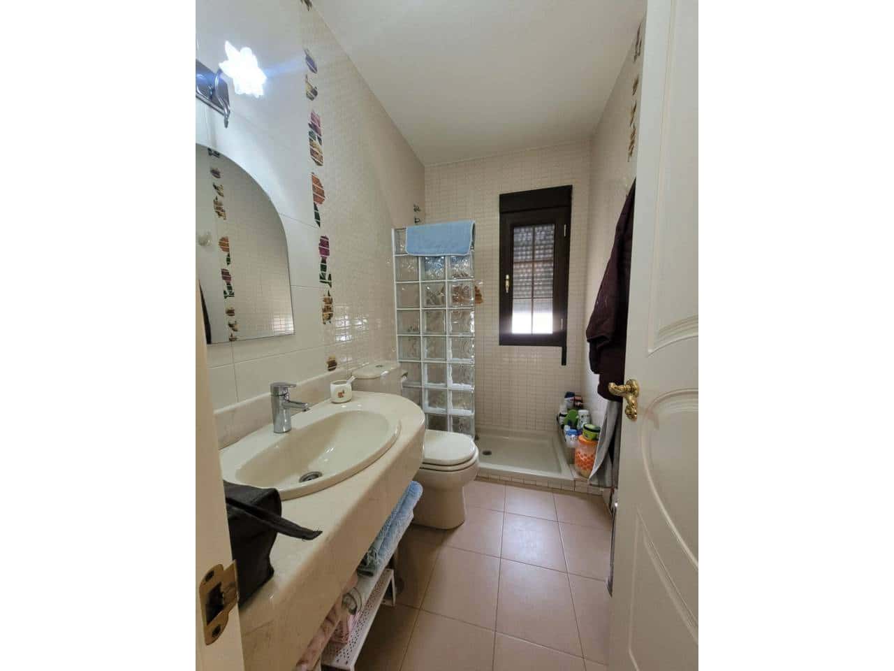 6 soveværelse Villa til salg i Baza med swimmingpool garage - € 400.000 (Ref: 9552849)