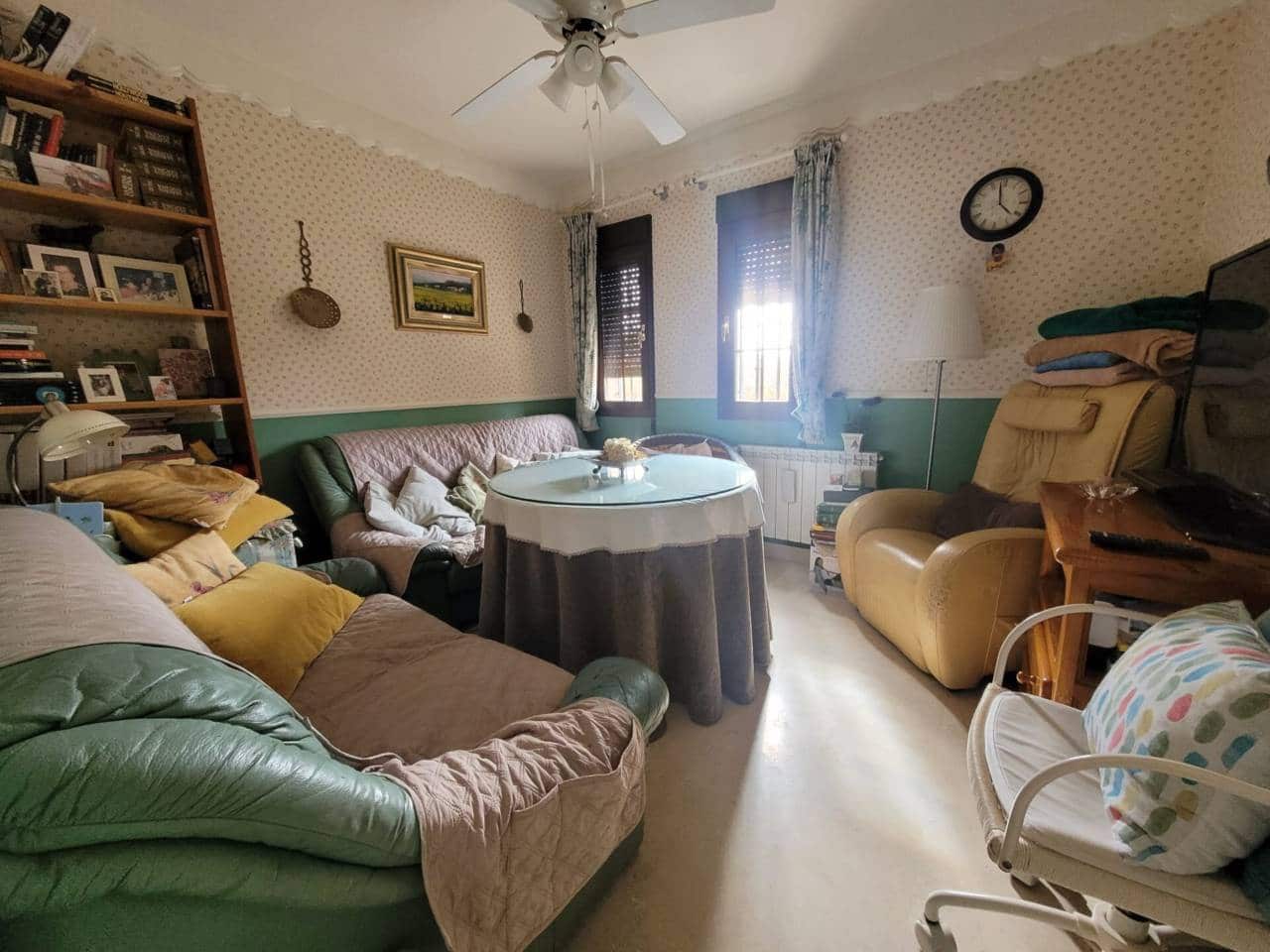 6 soveværelse Villa til salg i Baza med swimmingpool garage - € 400.000 (Ref: 9552849)