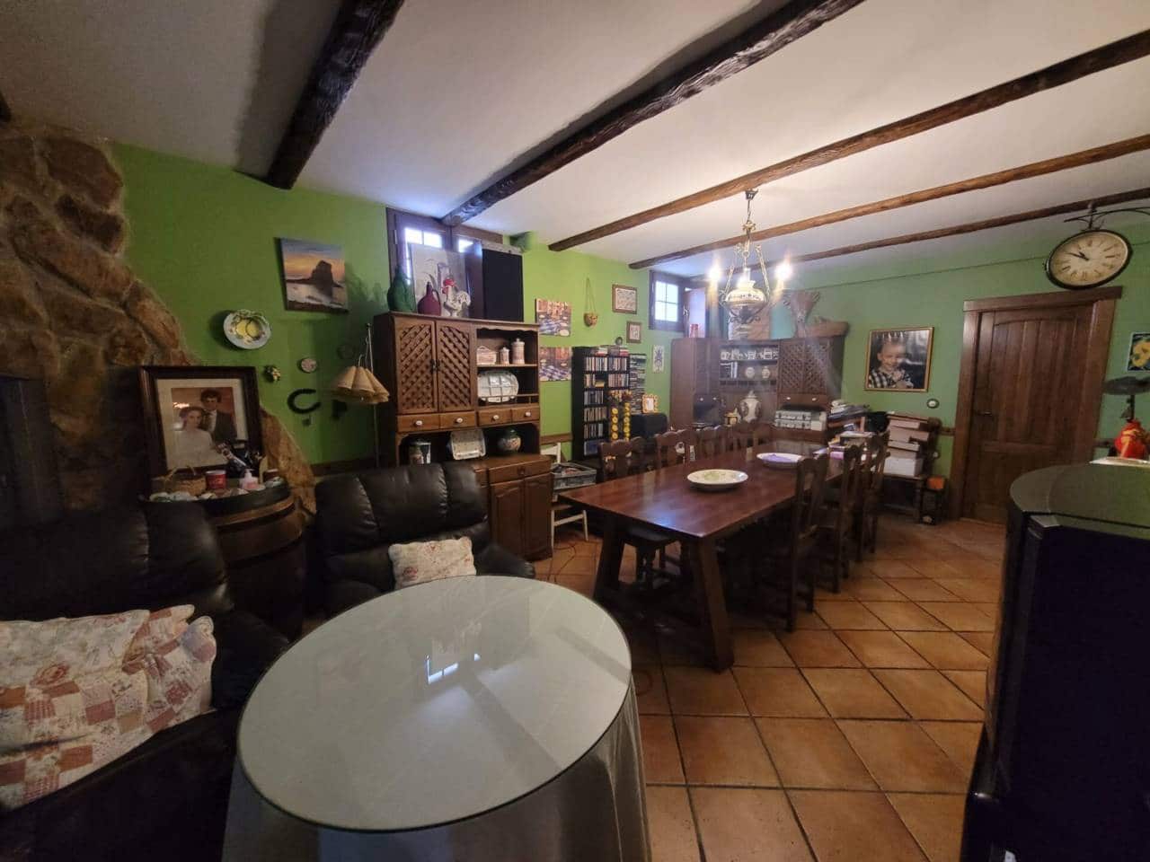 6 soveværelse Villa til salg i Baza med swimmingpool garage - € 400.000 (Ref: 9552849)