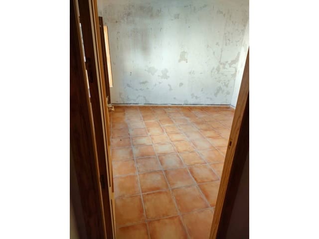 3 Zimmer Haus zu verkaufen in Baza - 35.000 € (Ref: 9552851)