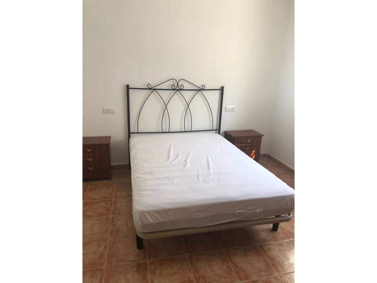 3 chambre Maison de Ville à vendre à Baza - 97 000 € (Ref: 9552852)