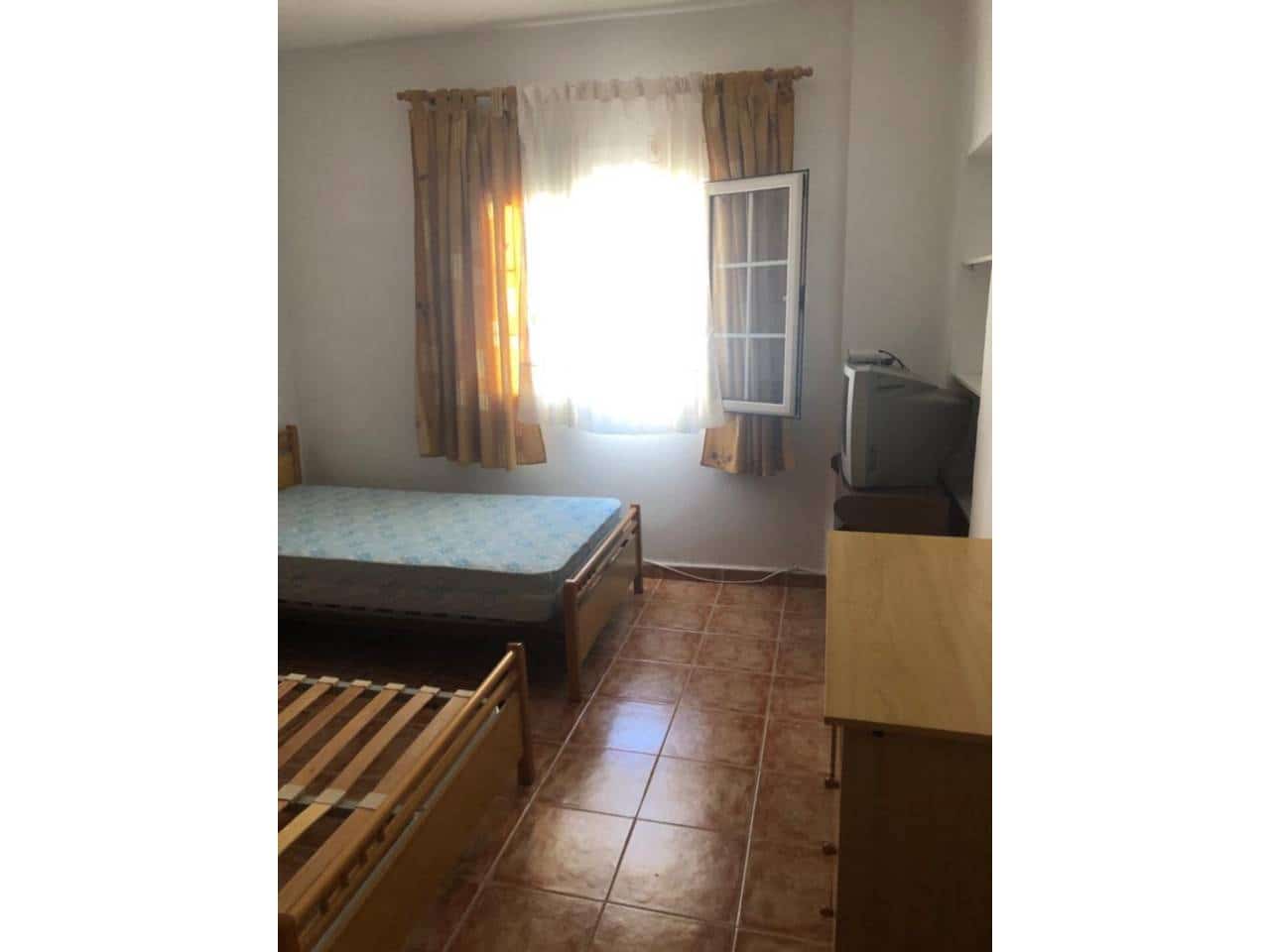 3 chambre Maison de Ville à vendre à Baza - 97 000 € (Ref: 9552852)