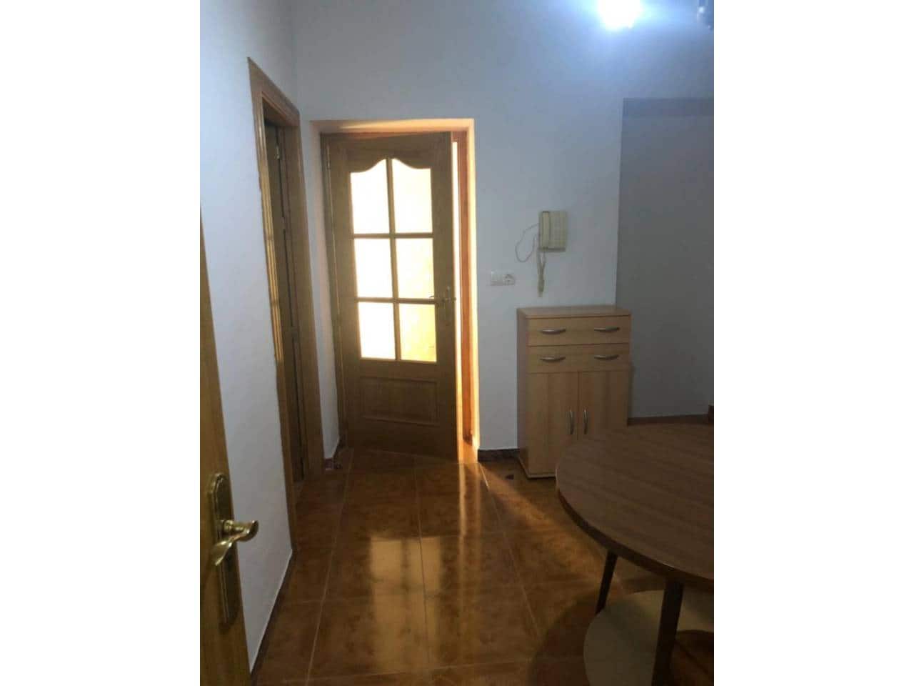 3 chambre Maison de Ville à vendre à Baza - 97 000 € (Ref: 9552852)