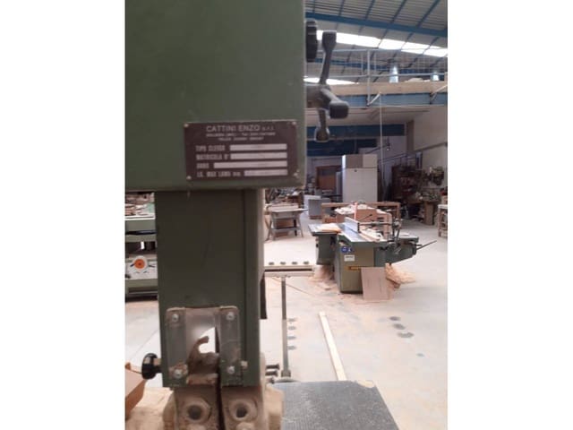 Local Commercial à vendre à Baza - 300 000 € (Ref: 9552854)