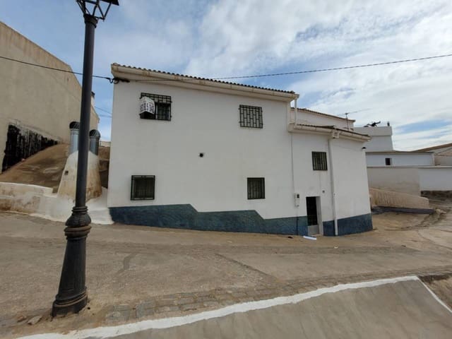 8 soveværelse Hulehus til salg i Freila - € 50.000 (Ref: 9552855)