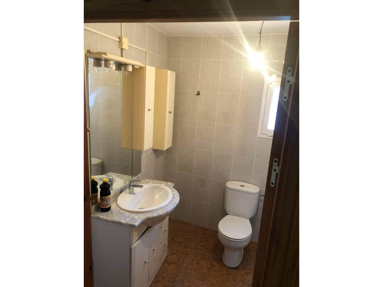 3 soveværelse Hulehus til salg i Cullar med garage - € 40.000 (Ref: 9552856)