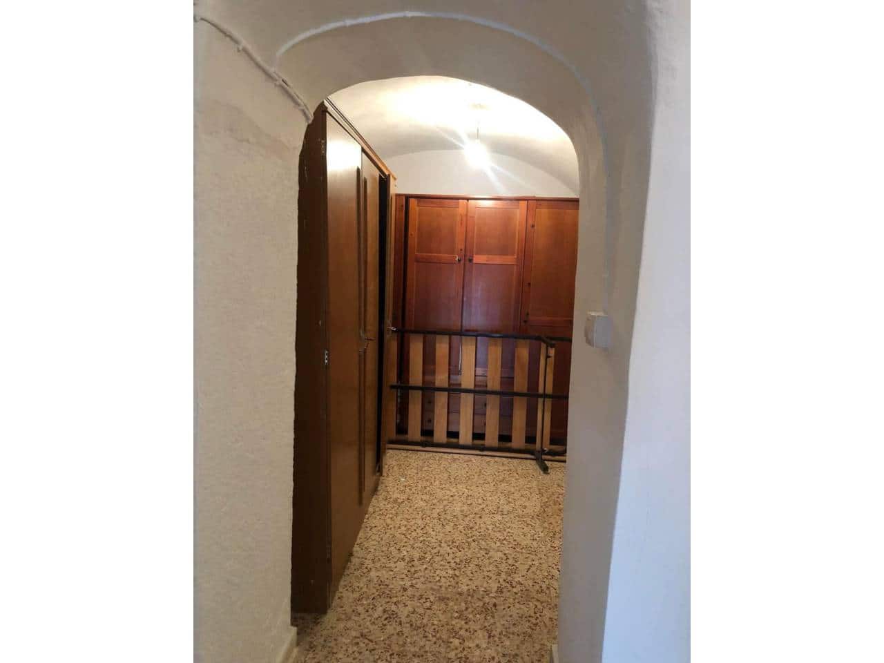 3 soveværelse Hulehus til salg i Cullar med garage - € 40.000 (Ref: 9552856)