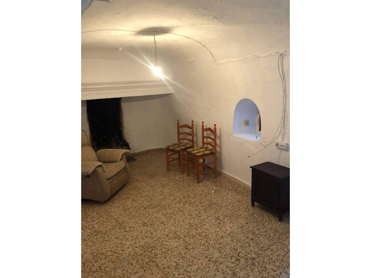 3 soveværelse Hulehus til salg i Cullar med garage - € 40.000 (Ref: 9552856)