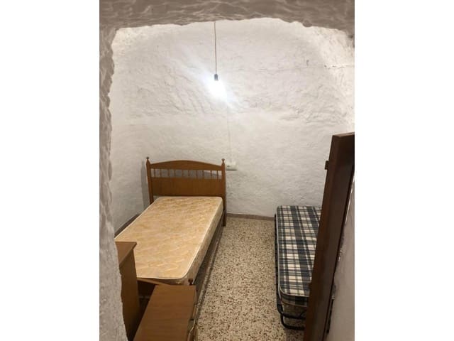 3 soveværelse Hulehus til salg i Cúllar med garage - € 40.000 (Ref: 9552856)