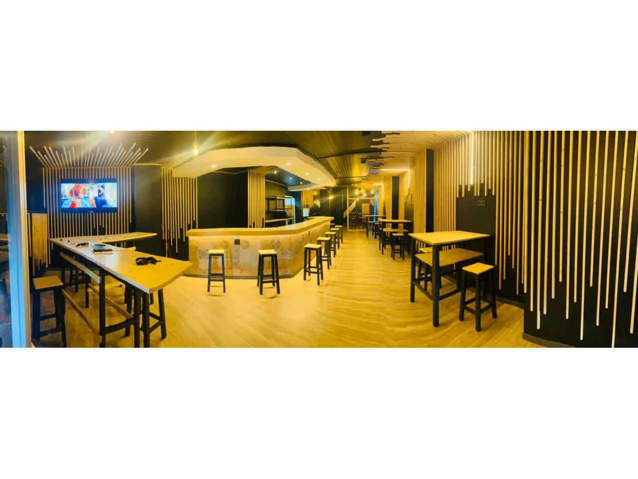 Local Commercial à vendre à Baza - 350 000 € (Ref: 9552858)