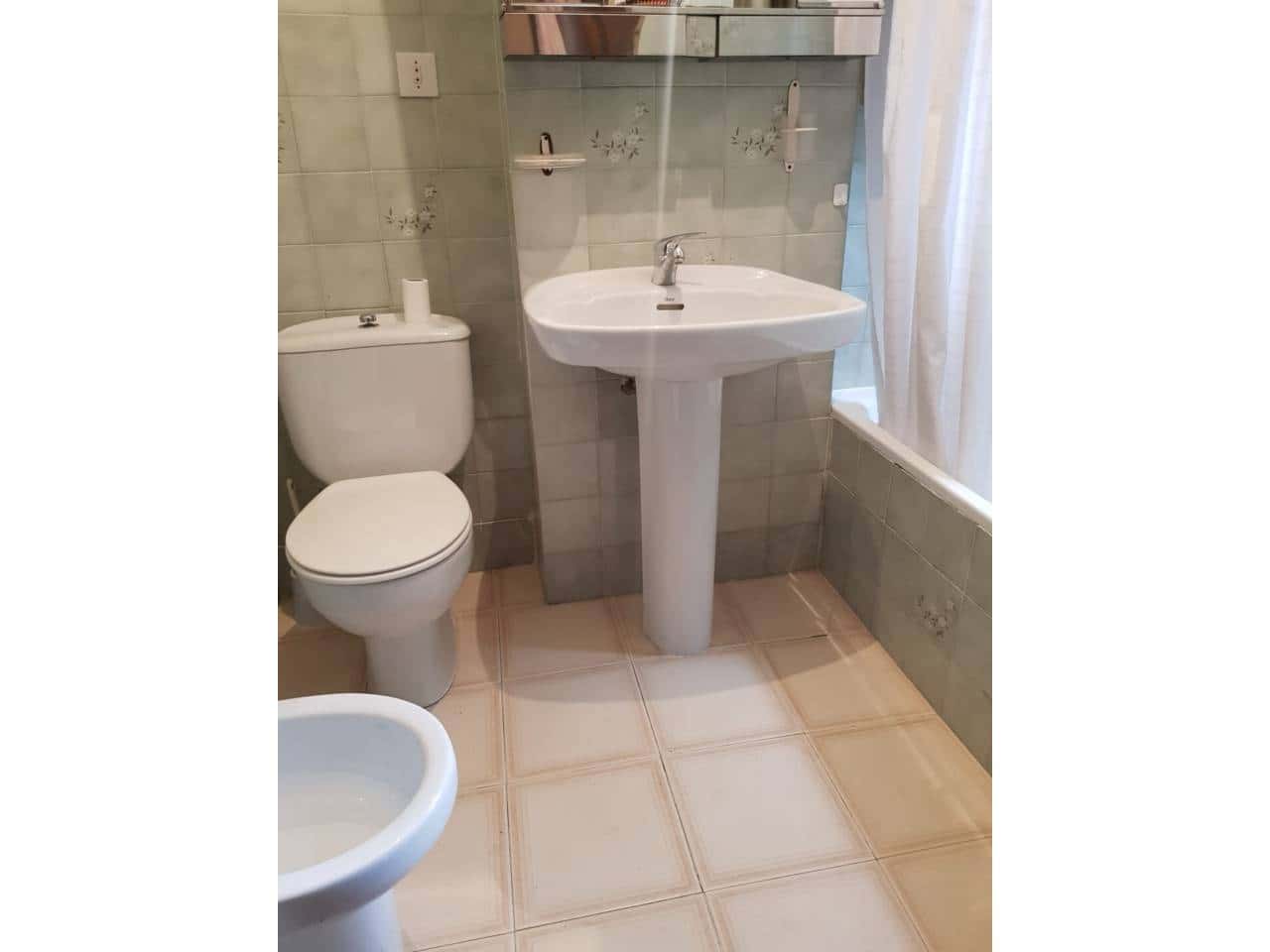 5 soveværelse Hulehus til salg i Castillejar med garage - € 60.000 (Ref: 9552863)