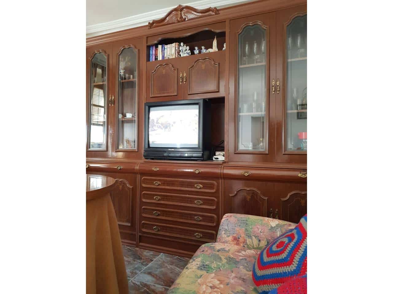 5 soveværelse Hulehus til salg i Castillejar med garage - € 60.000 (Ref: 9552863)