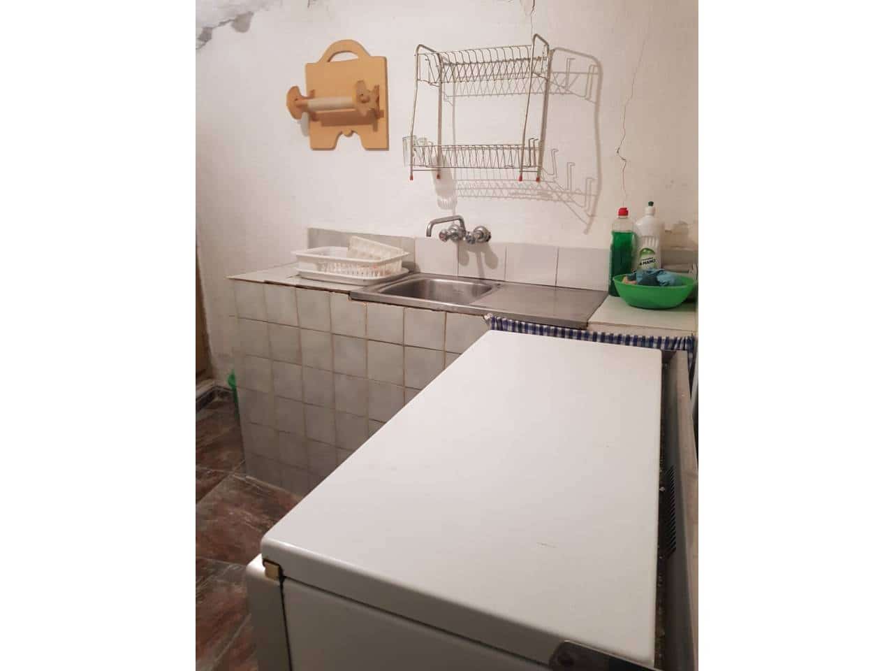 5 soveværelse Hulehus til salg i Castillejar med garage - € 60.000 (Ref: 9552863)