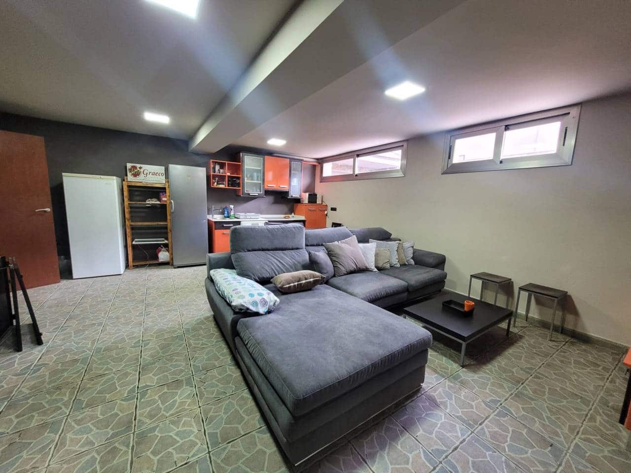 5 soveværelse Villa til salg i Baza med swimmingpool garage - € 599.000 (Ref: 9552865)