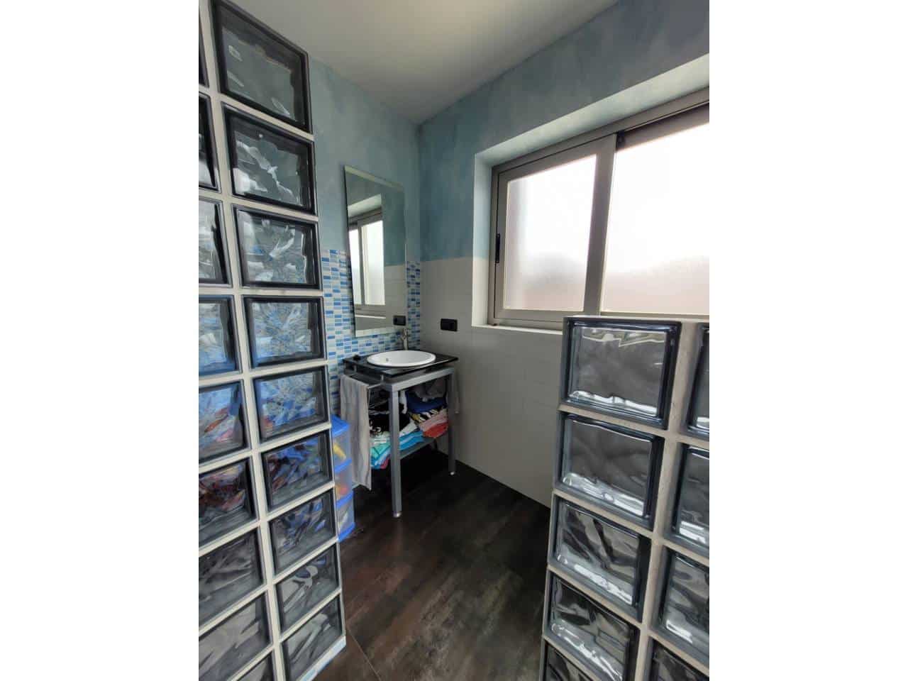 5 soveværelse Villa til salg i Baza med swimmingpool garage - € 599.000 (Ref: 9552865)