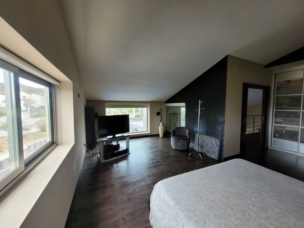 5 soveværelse Villa til salg i Baza med swimmingpool garage - € 599.000 (Ref: 9552865)