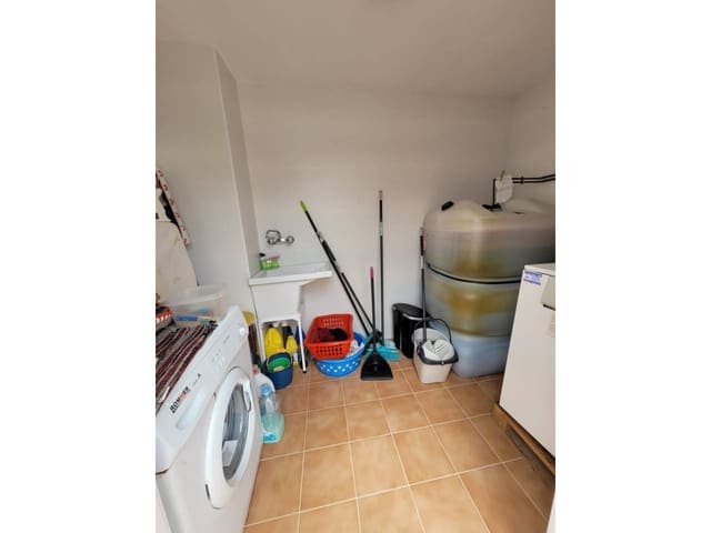 7 sovrum Hus till salu i Baza med garage - 300 000 € (Ref: 9552866)