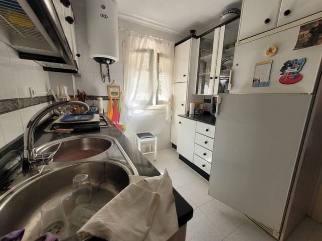 3 chambre Maison de Ville à vendre à Baza - 45 000 € (Ref: 9552867)