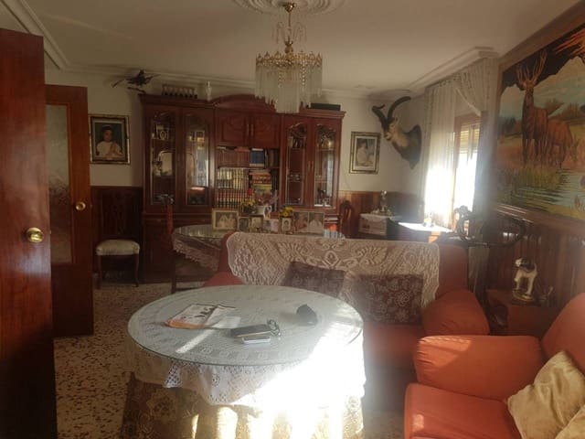 3 chambre Appartement à vendre à Baza avec garage - 85 000 € (Ref: 9552868)