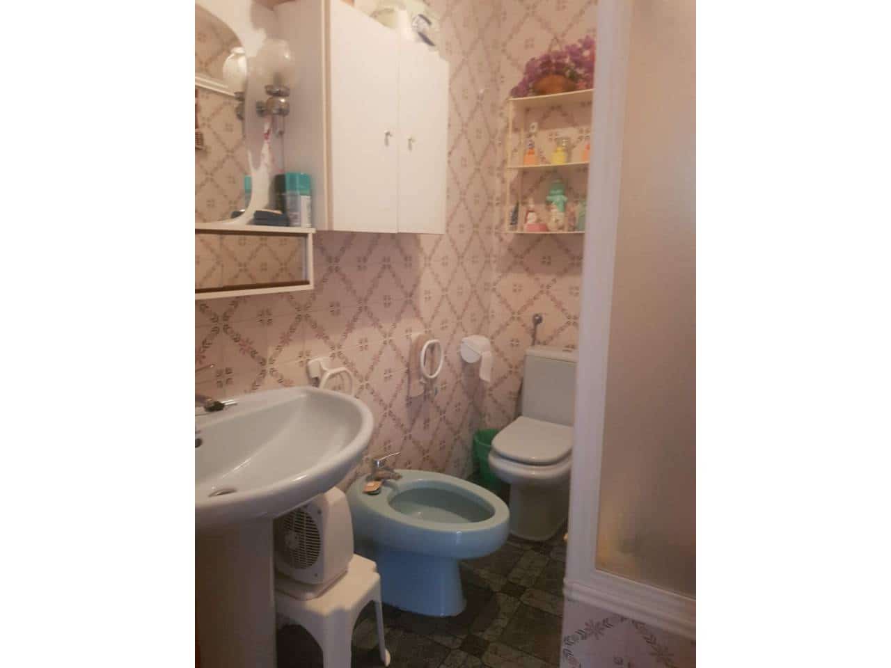 Apartamento de 3 habitaciones en Baza en venta con garaje - 85.000 € (Ref: 9552868)