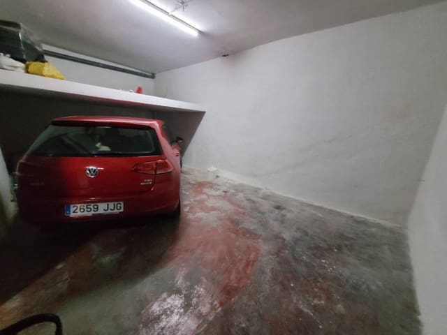 Piso de 3 habitaciones en Baza en venta con garaje - 110.000 € (Ref: 9552869)