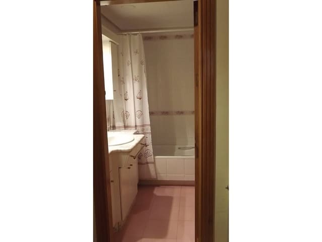 5 Zimmer Wohnung zu verkaufen in Baza mit Garage - 184.000 € (Ref: 9552870)