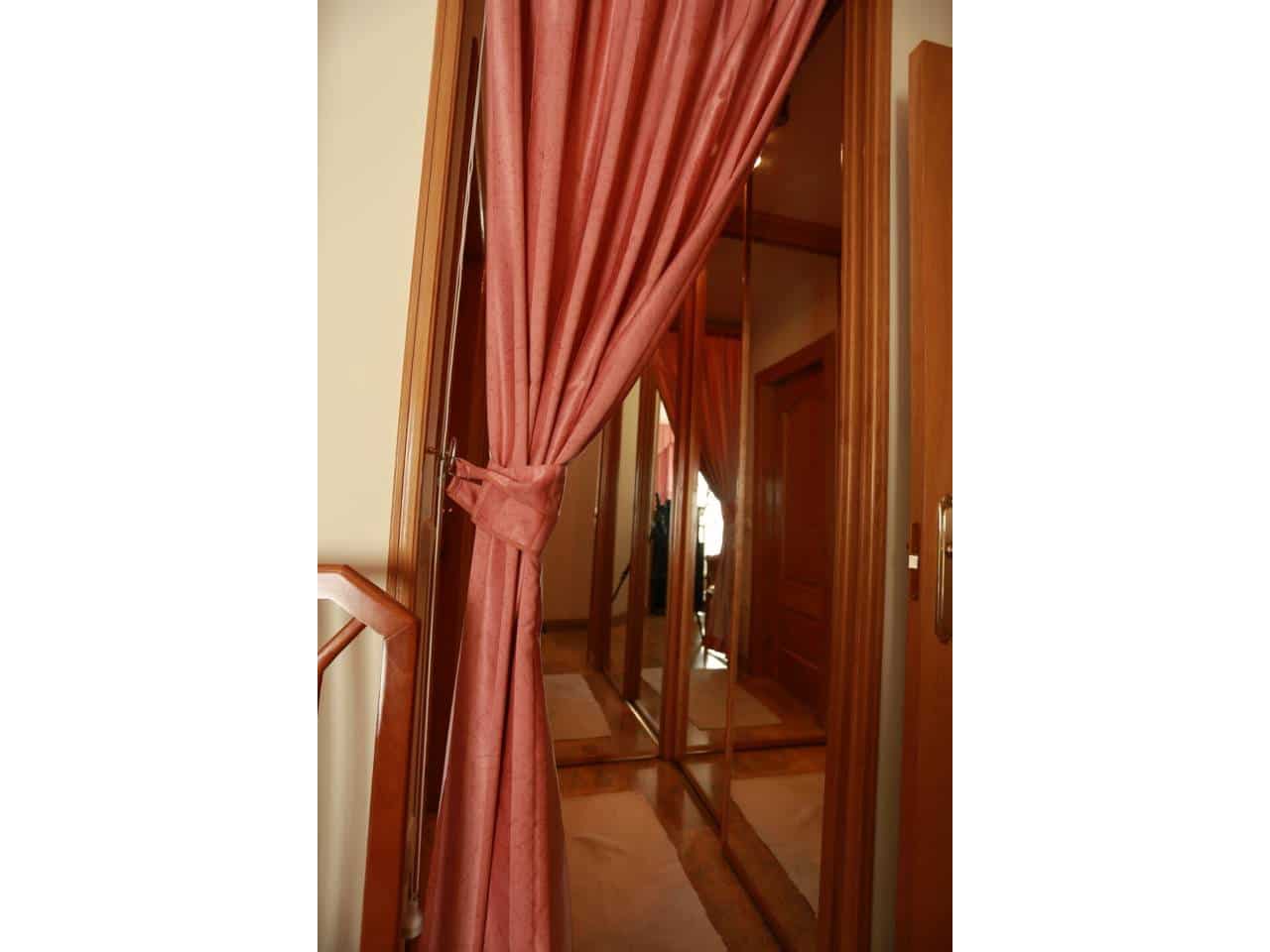 Piso de 5 habitaciones en Baza en venta con garaje - 184.000 € (Ref: 9552870)