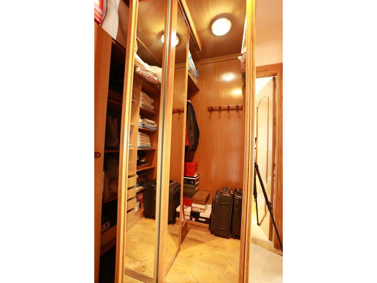 Piso de 5 habitaciones en Baza en venta con garaje - 184.000 € (Ref: 9552870)