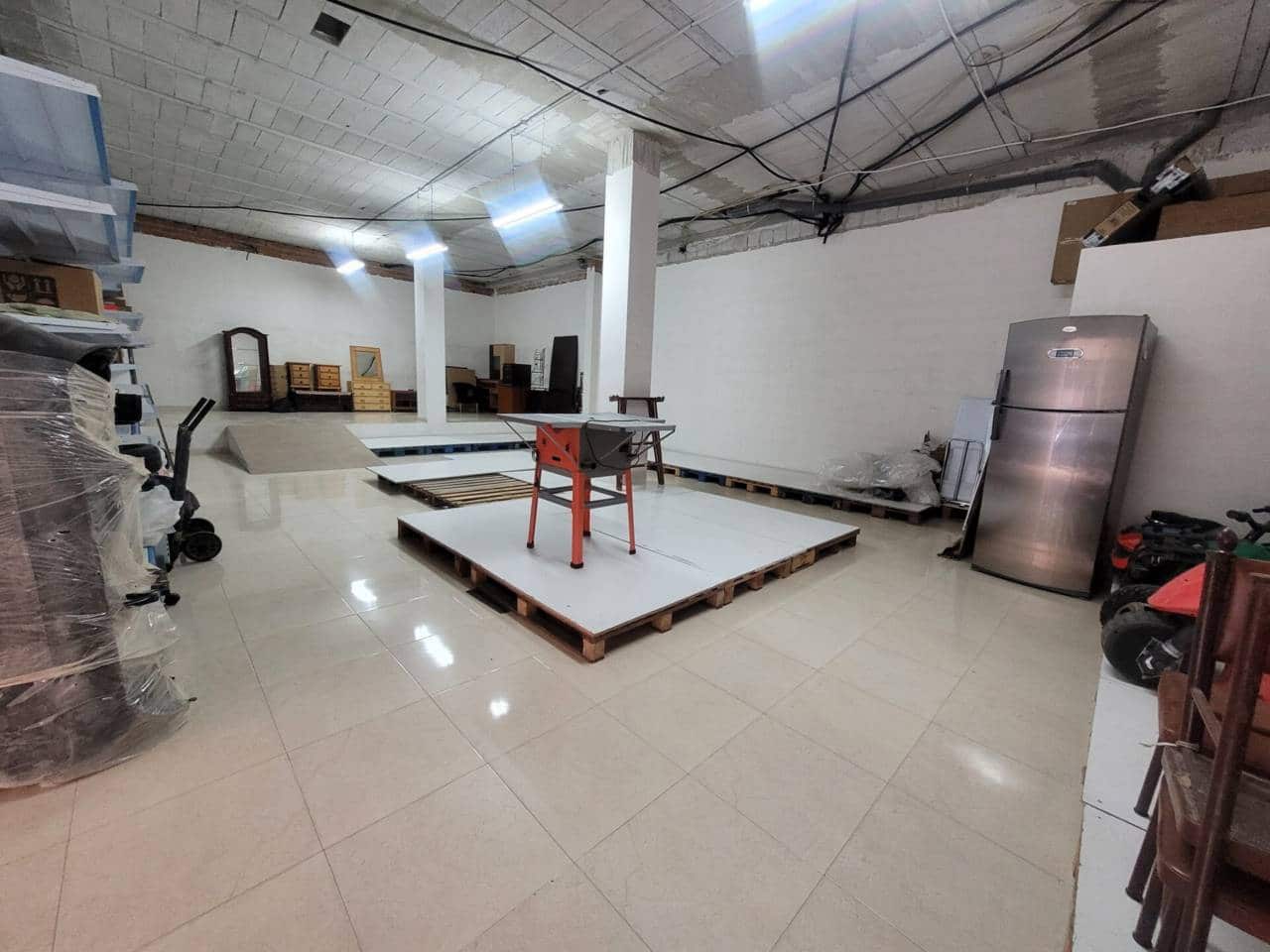 Local Commercial à vendre à Baza - 199 000 € (Ref: 9552871)