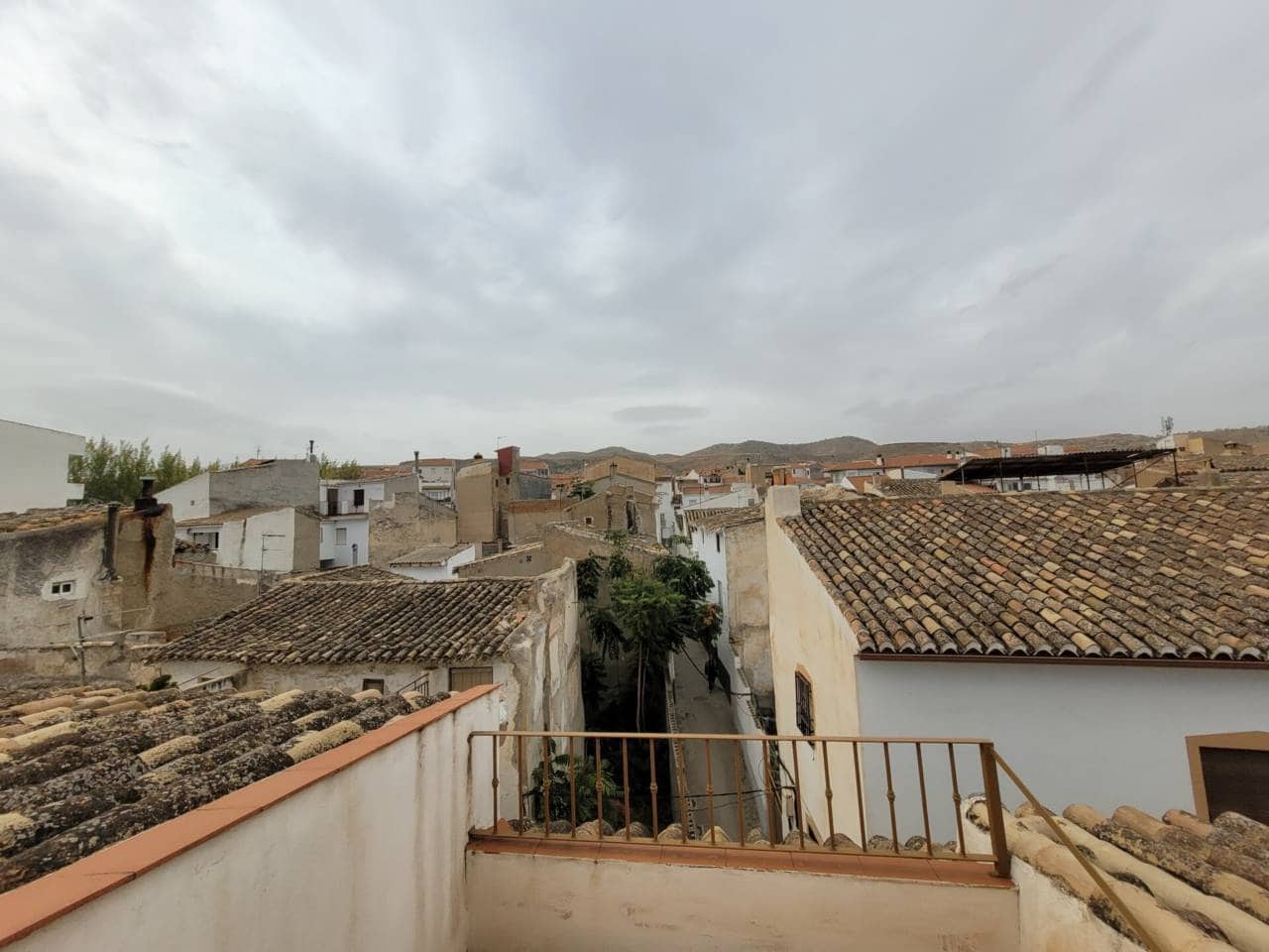 2 quarto Casa em Banda para venda em Baza - 70 000 € (Ref: 9552874)