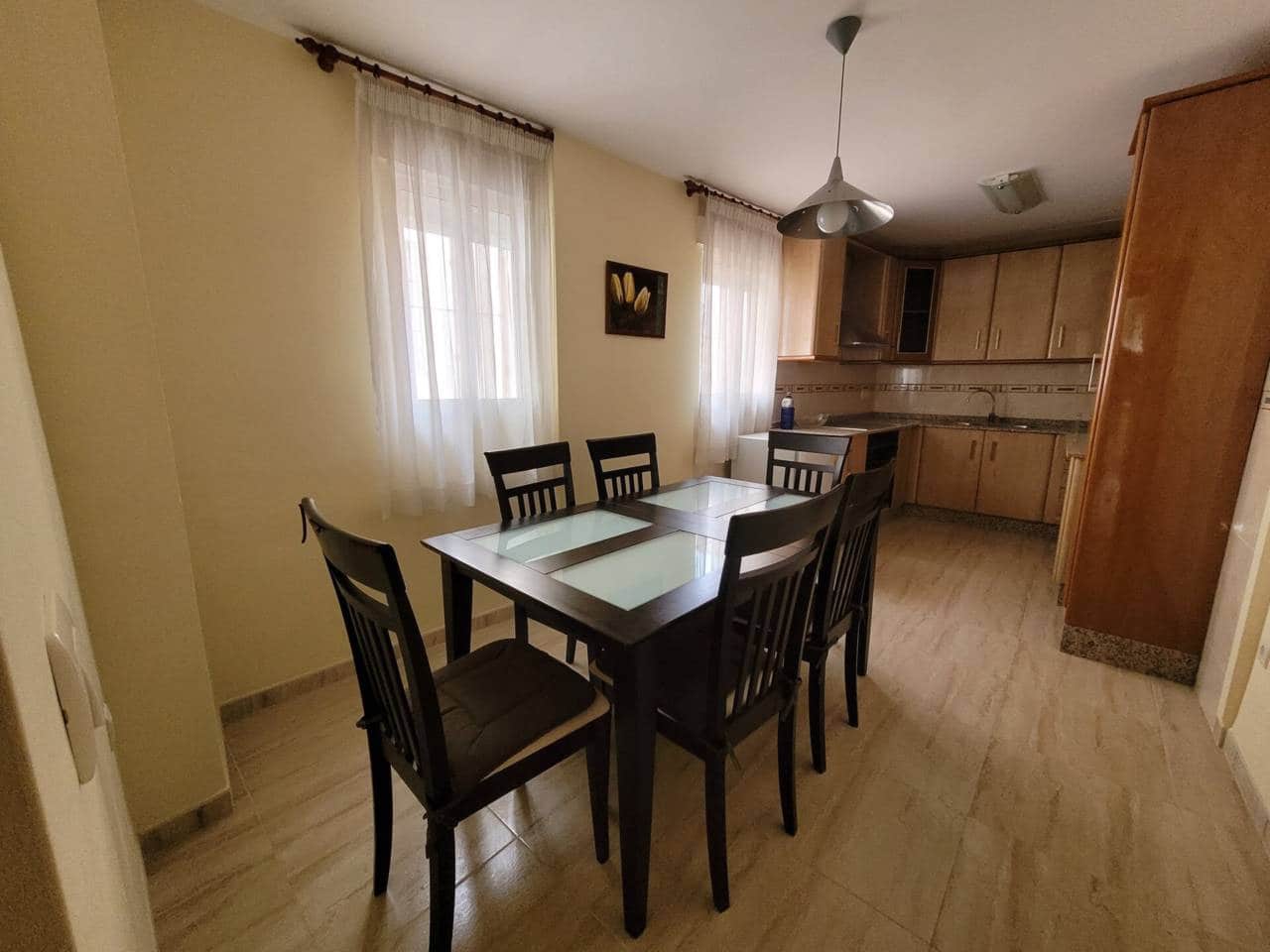 2 quarto Casa em Banda para venda em Baza - 70 000 € (Ref: 9552874)