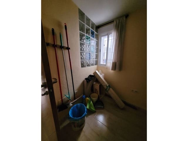 Casa de 2 habitaciones en Baza en venta - 70.000 € (Ref: 9552874)