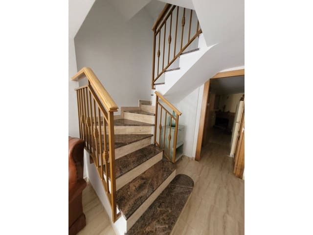 Casa de 2 habitaciones en Baza en venta - 70.000 € (Ref: 9552874)