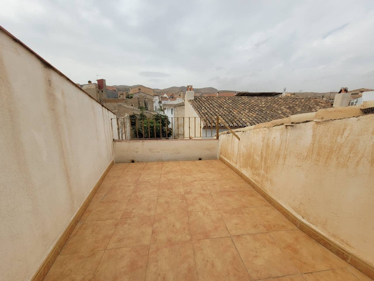 2 quarto Casa em Banda para venda em Baza - 70 000 € (Ref: 9552874)