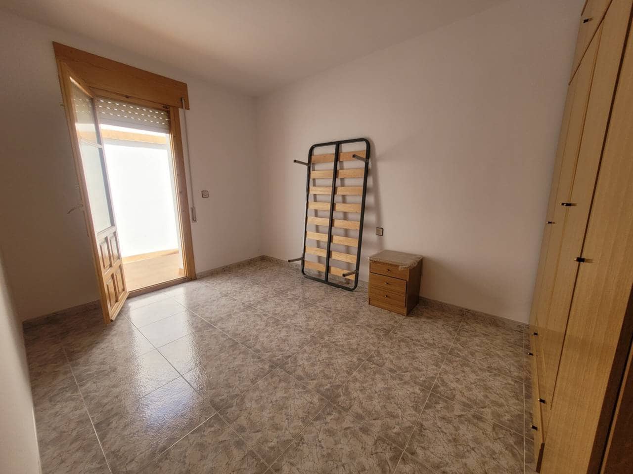 4 Zimmer Haus zu verkaufen in Baza - 128.000 € (Ref: 9552878)