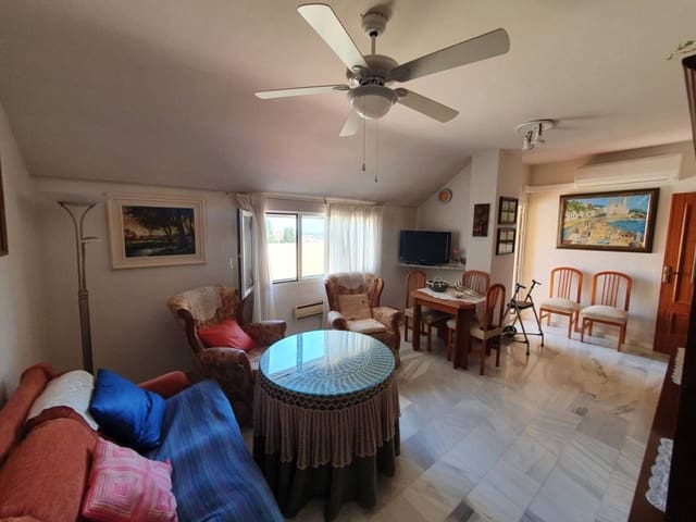 Piso de 3 habitaciones en Baza en venta con garaje - 120.000 € (Ref: 9552879)