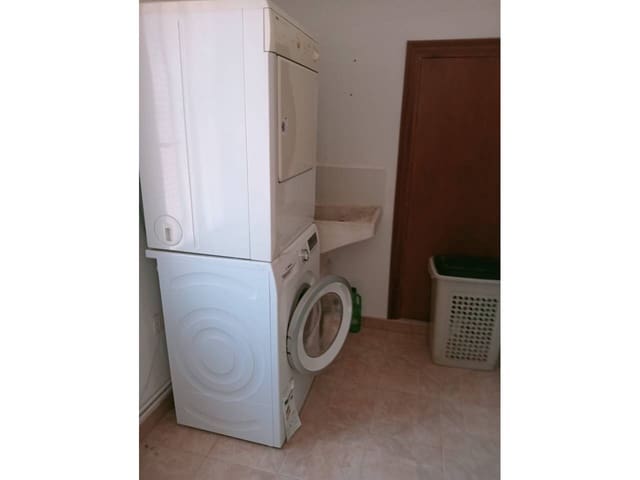 4 Zimmer Apartment zu verkaufen in Baza - 170.000 € (Ref: 9552880)