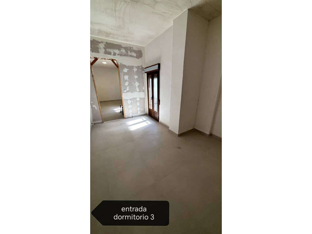 3 Zimmer Wohnung zu verkaufen in Baza - 100.000 € (Ref: 9552881)